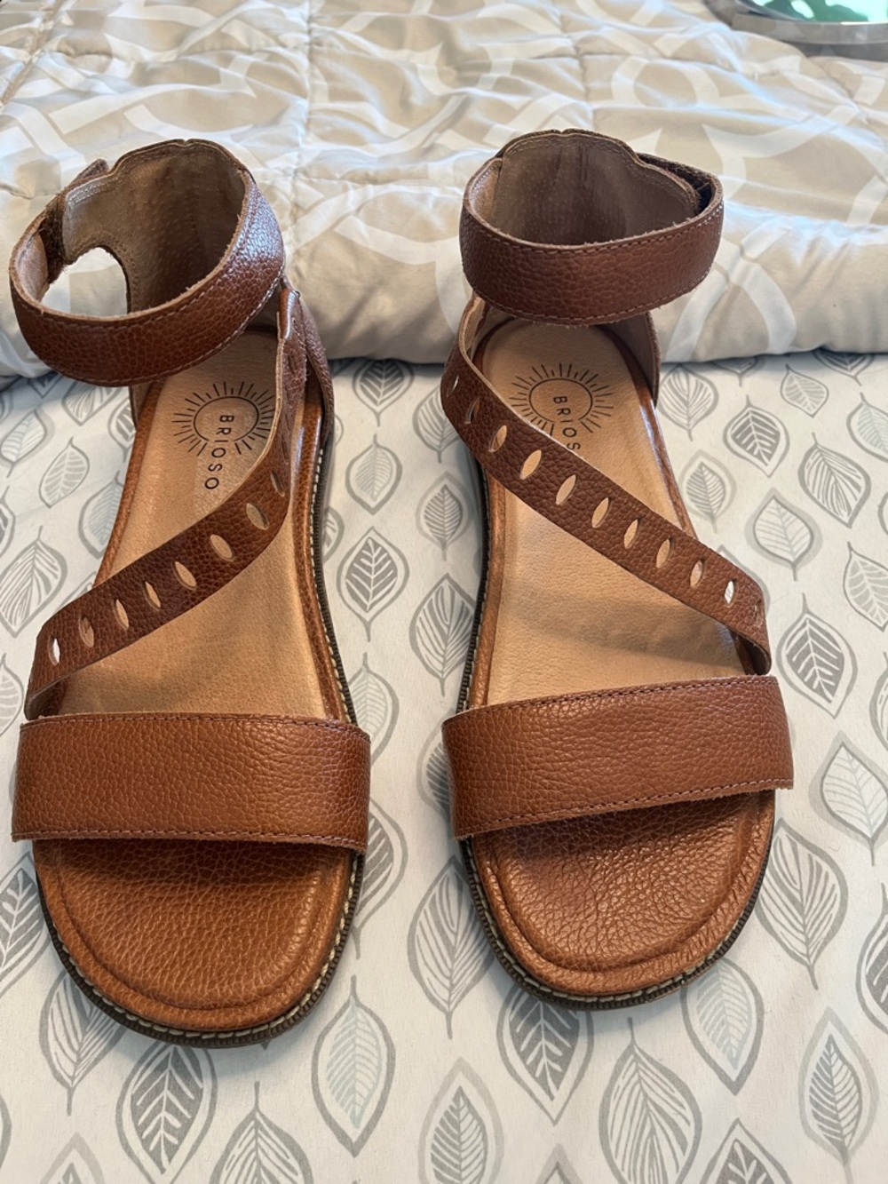BRIOSO Tan Leather Ankle-Strap Sandals - Women's